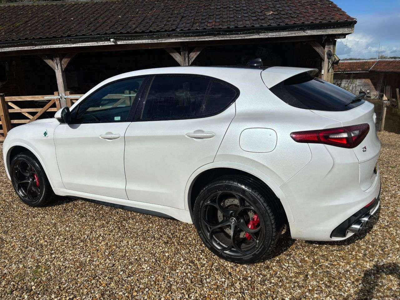 A 2019 ALFA ROMEO STELVIO 2.9 V6 Bi-Turbo Quadrifoglio SUV 5dr Petrol Auto Q4 AWD Euro 6 (s/s) (510 p A 2019 ALFA ROMEO STELVIO 2.9 V6 Bi-Turbo Quadrifoglio SUV 5dr Petrol Auto Q4 AWD Euro 6 (s/s) (510 p