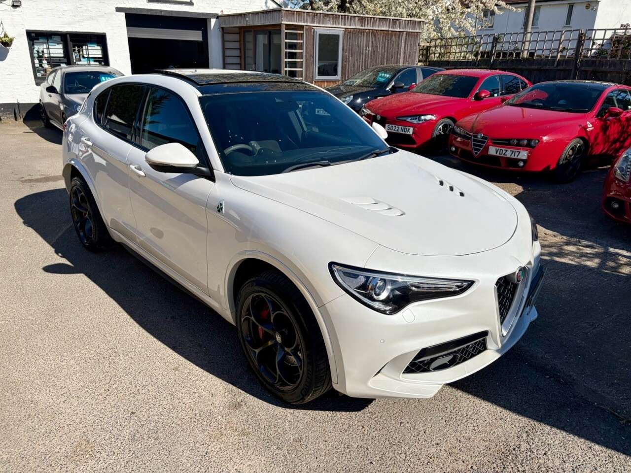 A 2019 ALFA ROMEO STELVIO 2.9 V6 Bi-Turbo Quadrifoglio SUV 5dr Petrol Auto Q4 AWD Euro 6 (s/s) (510 p A 2019 ALFA ROMEO STELVIO 2.9 V6 Bi-Turbo Quadrifoglio SUV 5dr Petrol Auto Q4 AWD Euro 6 (s/s) (510 p