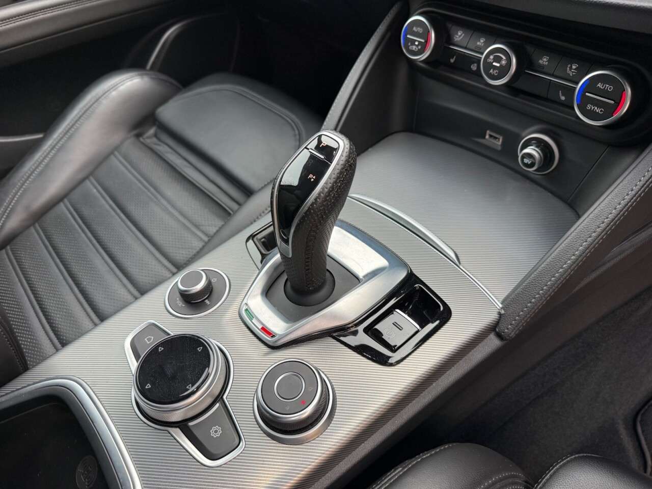 2020 ALFA ROMEO STELVIO 2020 ALFA ROMEO STELVIO
