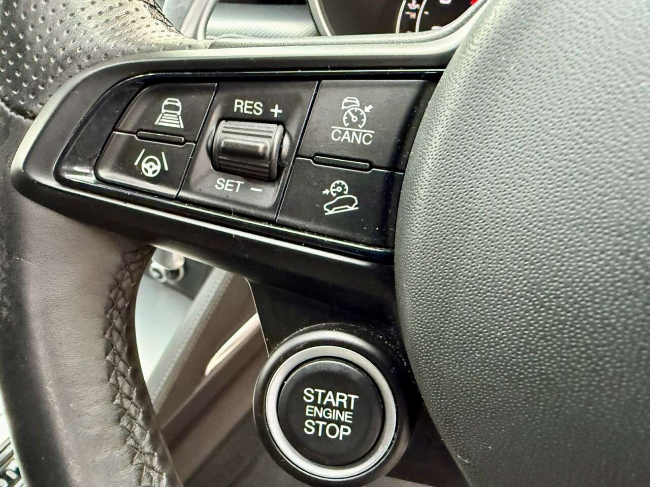 2020 ALFA ROMEO STELVIO 2020 ALFA ROMEO STELVIO