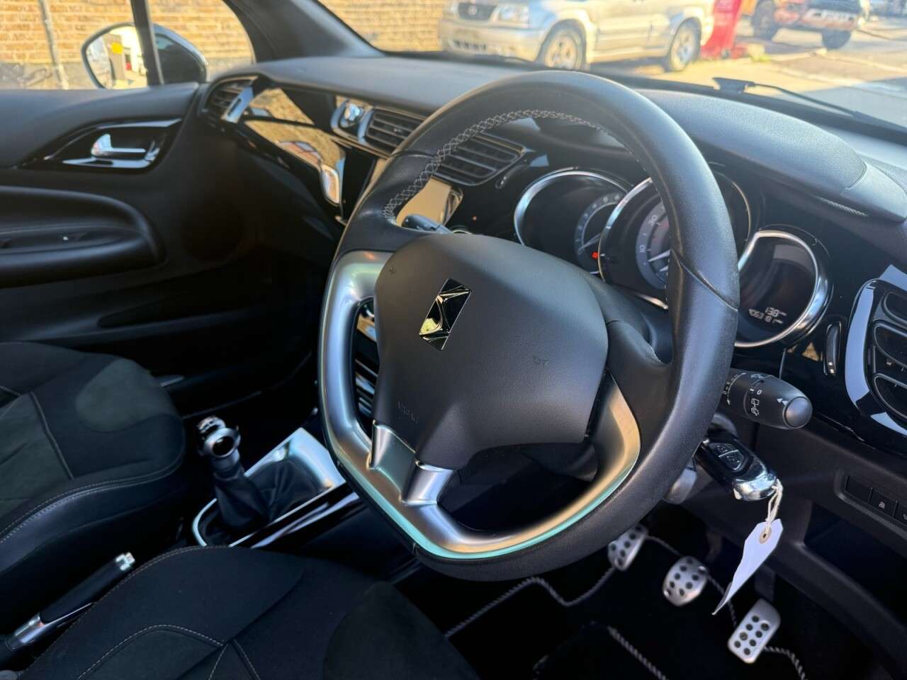 2016 DS AUTOMOBILES DS 3 2016 DS AUTOMOBILES DS 3