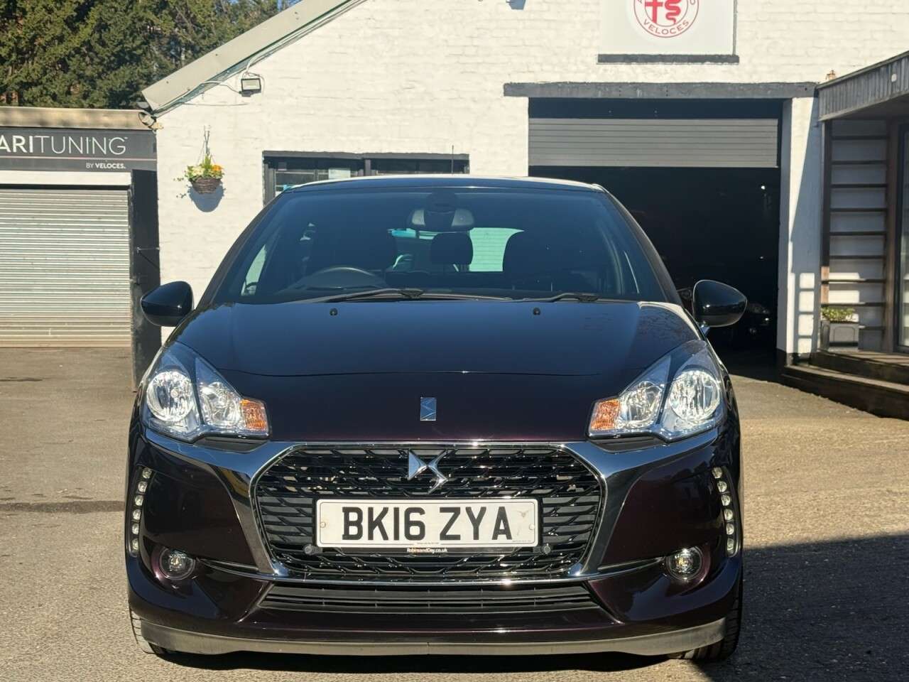 A 2016 DS AUTOMOBILES DS 3 1.2 PureTech Elegance Hatchback 3dr Petrol Manual Euro 6 (s/s) (110 ps) ..J A 2016 DS AUTOMOBILES DS 3 1.2 PureTech Elegance Hatchback 3dr Petrol Manual Euro 6 (s/s) (110 ps) ..J