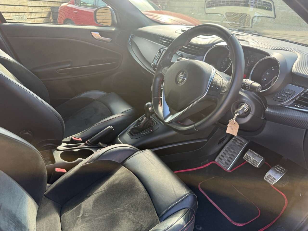 A 2016 ALFA ROMEO GIULIETTA 1750 TBi Veloce Hatchback 5dr Petrol TCT Euro 6 (240 bhp) A 2016 ALFA ROMEO GIULIETTA 1750 TBi Veloce Hatchback 5dr Petrol TCT Euro 6 (240 bhp)