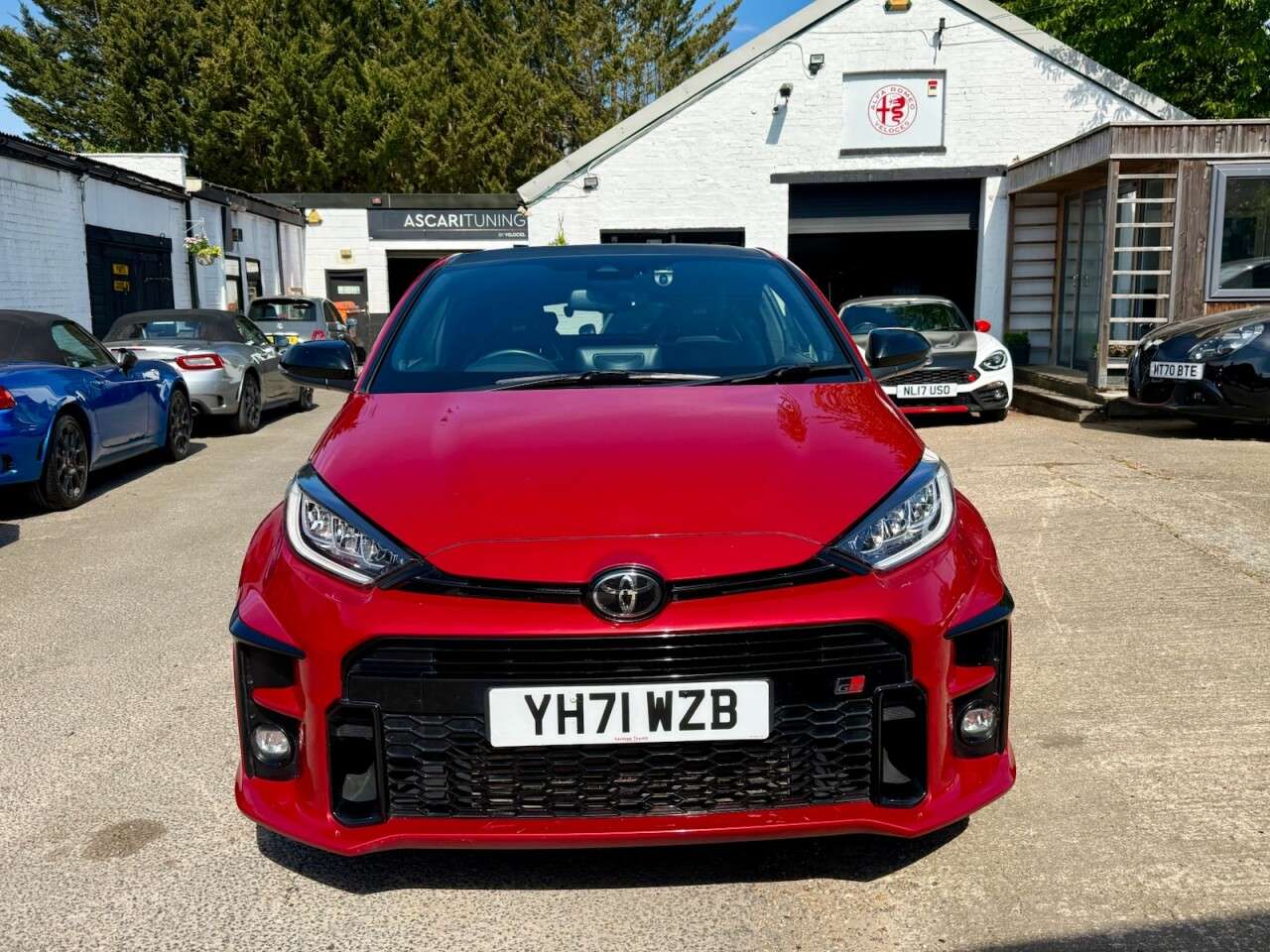 A 2021 TOYOTA YARIS 1.6T GR Circuit Hatchback 3dr Petrol Manual AWD Euro 6 (261 ps) FULL TOYOTA A 2021 TOYOTA YARIS 1.6T GR Circuit Hatchback 3dr Petrol Manual AWD Euro 6 (261 ps) FULL TOYOTA