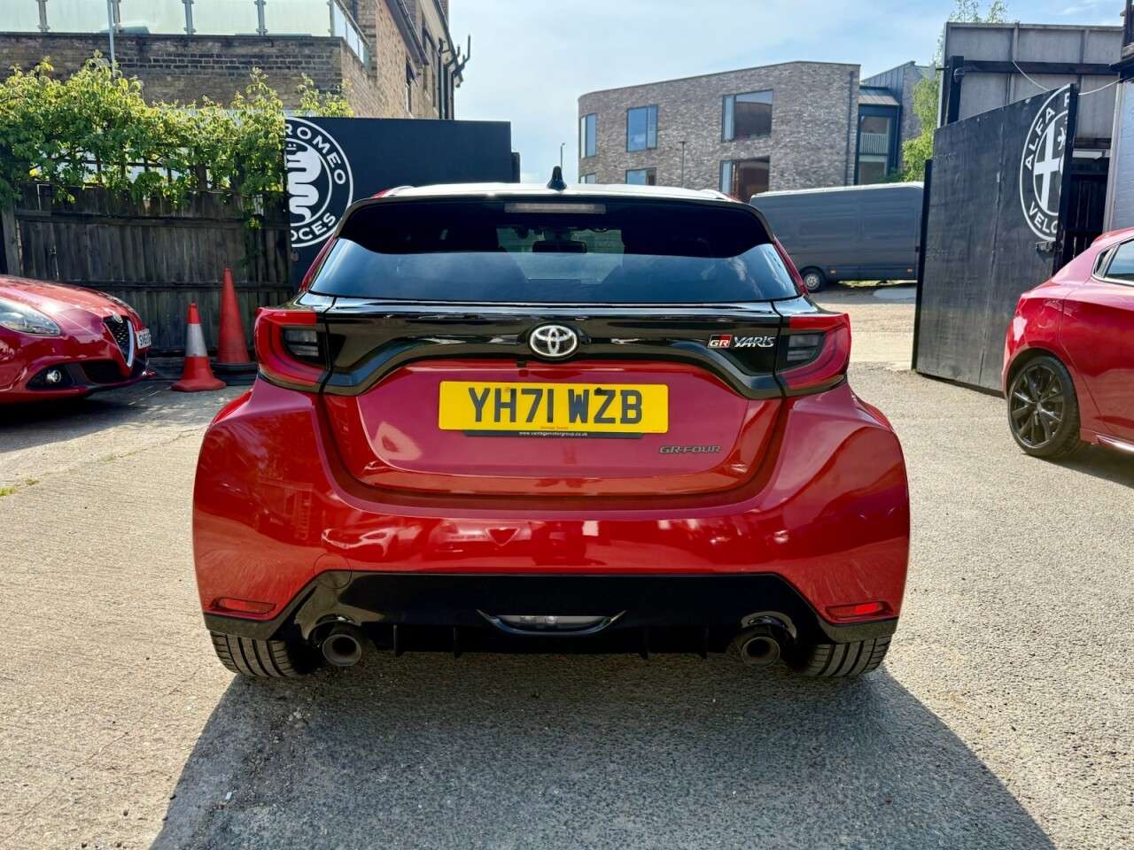 2021 TOYOTA YARIS 2021 TOYOTA YARIS