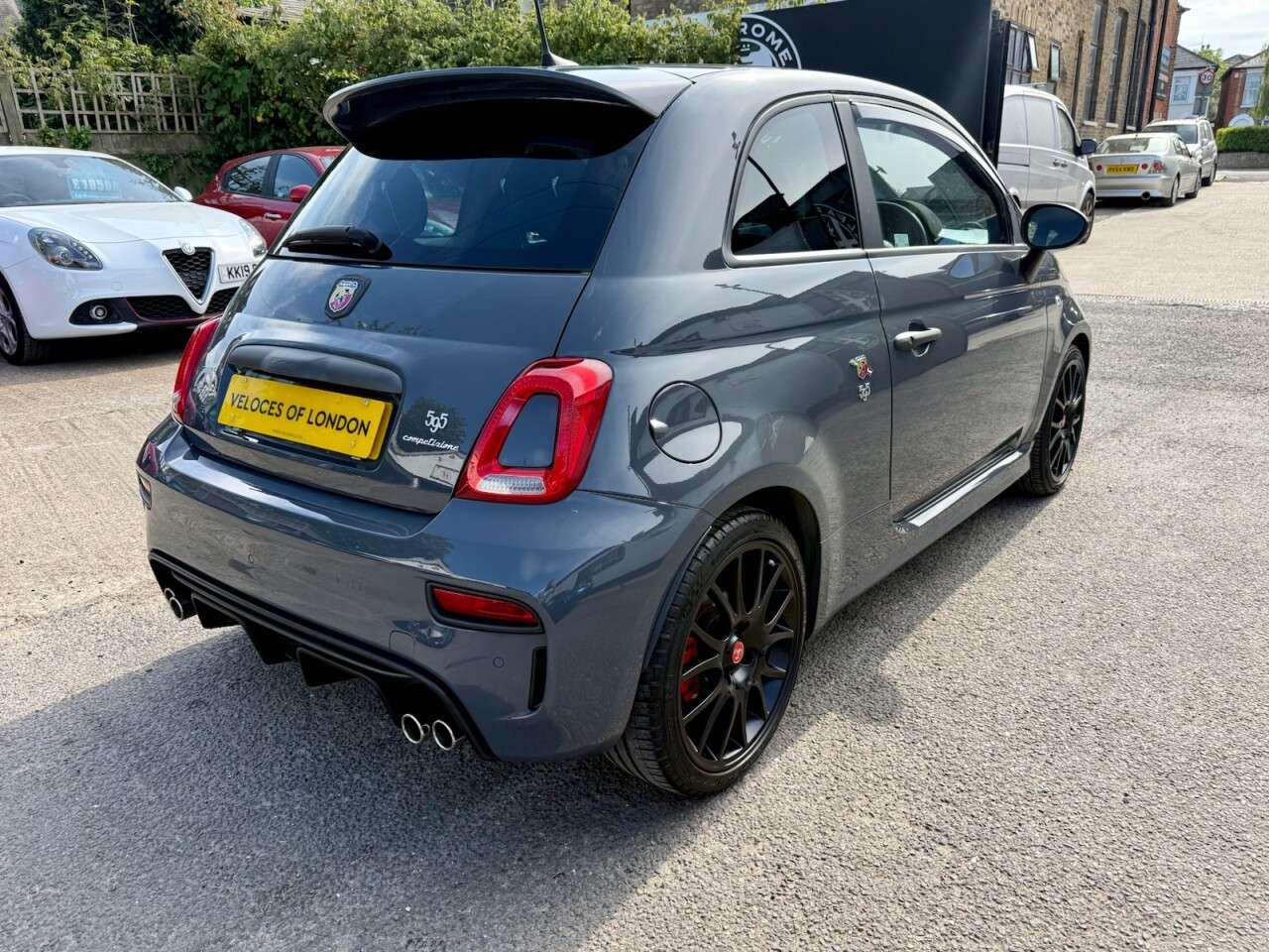 2020 ABARTH 595 2020 ABARTH 595
