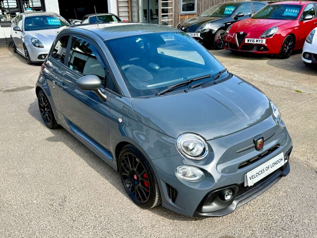 2020 ABARTH 595 2020 ABARTH 595