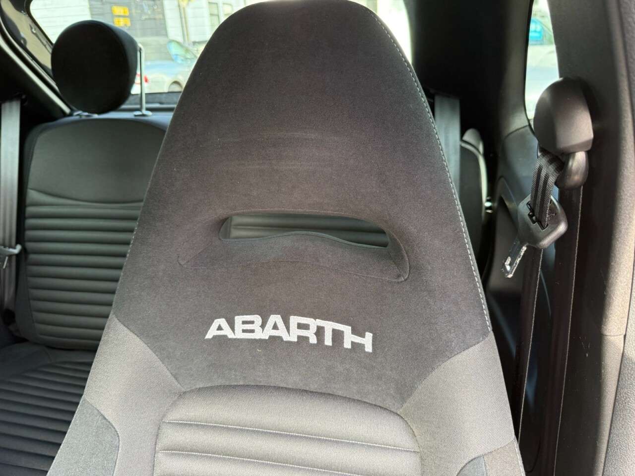 2020 ABARTH 595 2020 ABARTH 595