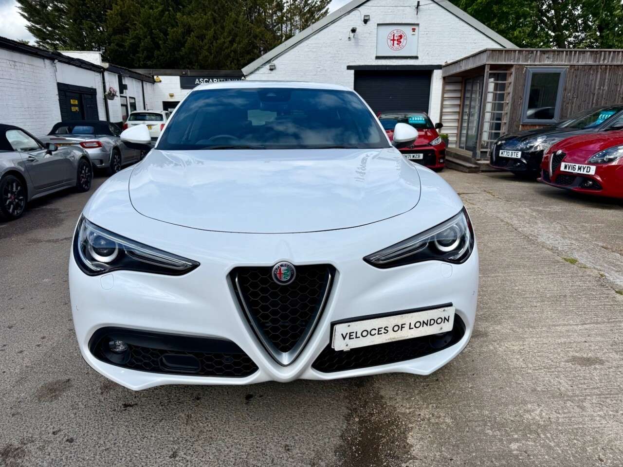 A 2018 ALFA ROMEO STELVIO 2.2 TD Milano Edizione SUV 5dr Diesel Auto Q4 AWD Euro 6 (s/s) (210 ps) 40 A 2018 ALFA ROMEO STELVIO 2.2 TD Milano Edizione SUV 5dr Diesel Auto Q4 AWD Euro 6 (s/s) (210 ps) 40