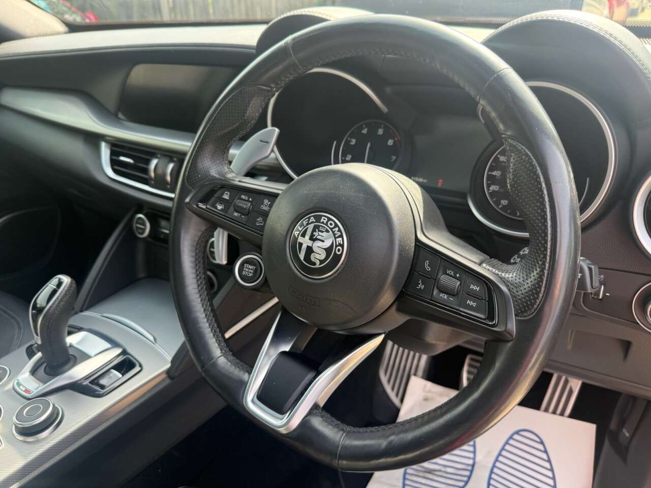 A 2020 ALFA ROMEO STELVIO 2.0T Veloce SUV 5dr Petrol Auto Q4 AWD Euro 6 (s/s) (280 ps) OVER £5000 OF A 2020 ALFA ROMEO STELVIO 2.0T Veloce SUV 5dr Petrol Auto Q4 AWD Euro 6 (s/s) (280 ps) OVER £5000 OF
