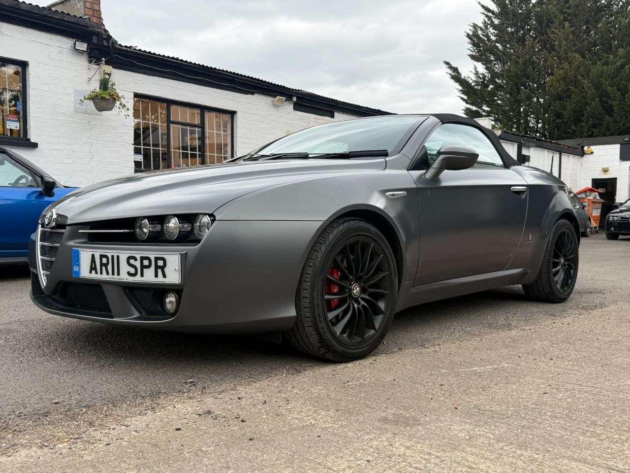A 2011 ALFA ROMEO SPIDER 2.2 JTS Convertible 2dr Petrol Manual (218 g/km, 185 bhp) VERY RARE ITALIA A 2011 ALFA ROMEO SPIDER 2.2 JTS Convertible 2dr Petrol Manual (218 g/km, 185 bhp) VERY RARE ITALIA