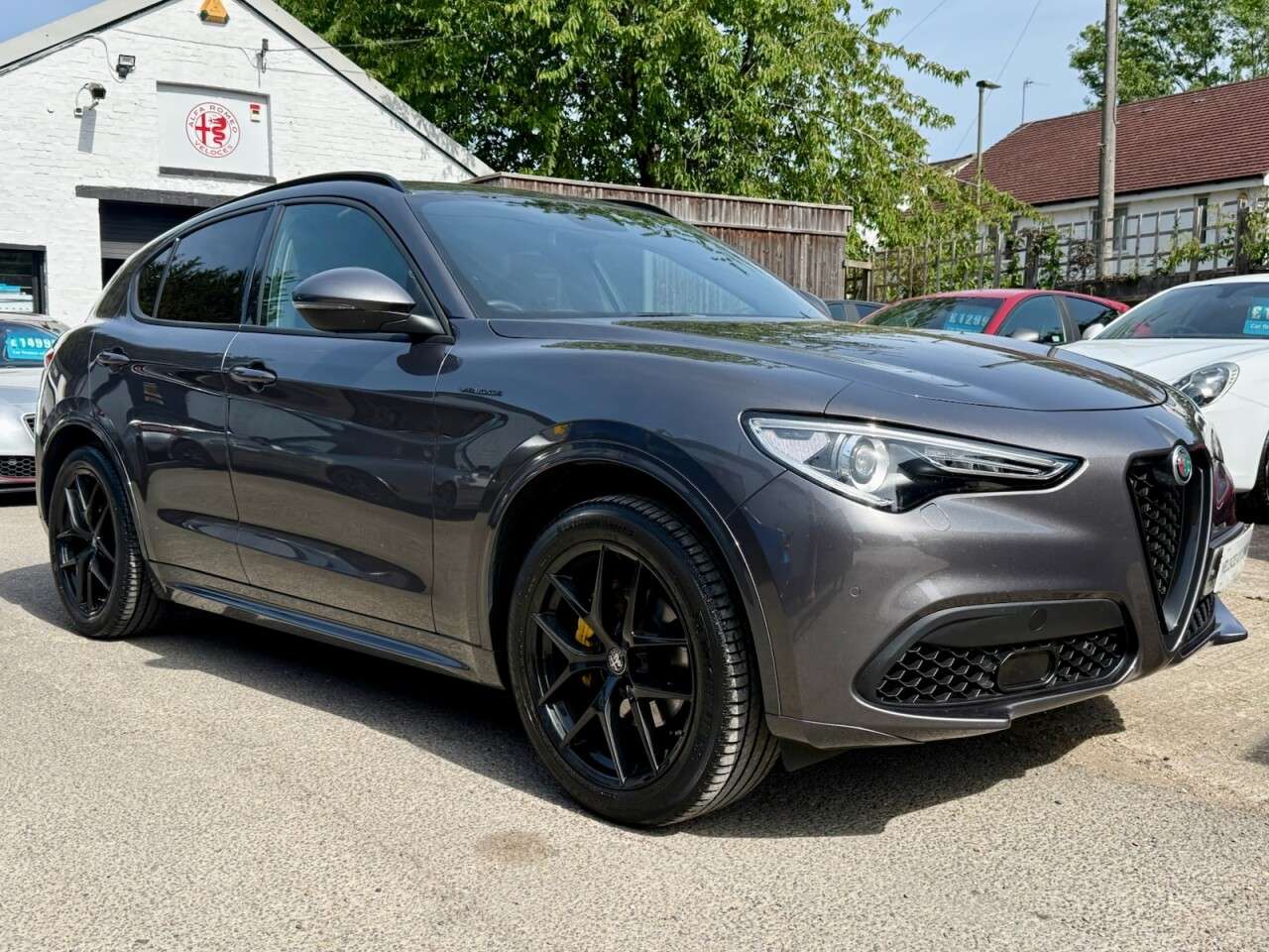 A 2022 ALFA ROMEO STELVIO 2.0T Veloce SUV 5dr Petrol Auto Q4 AWD Euro 6 (s/s) (280 ps) ..APPLE CARPLA A 2022 ALFA ROMEO STELVIO 2.0T Veloce SUV 5dr Petrol Auto Q4 AWD Euro 6 (s/s) (280 ps) ..APPLE CARPLA
