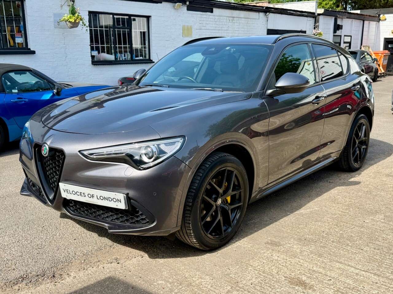 A 2022 ALFA ROMEO STELVIO 2.0T Veloce SUV 5dr Petrol Auto Q4 AWD Euro 6 (s/s) (280 ps) ..APPLE CARPLA A 2022 ALFA ROMEO STELVIO 2.0T Veloce SUV 5dr Petrol Auto Q4 AWD Euro 6 (s/s) (280 ps) ..APPLE CARPLA