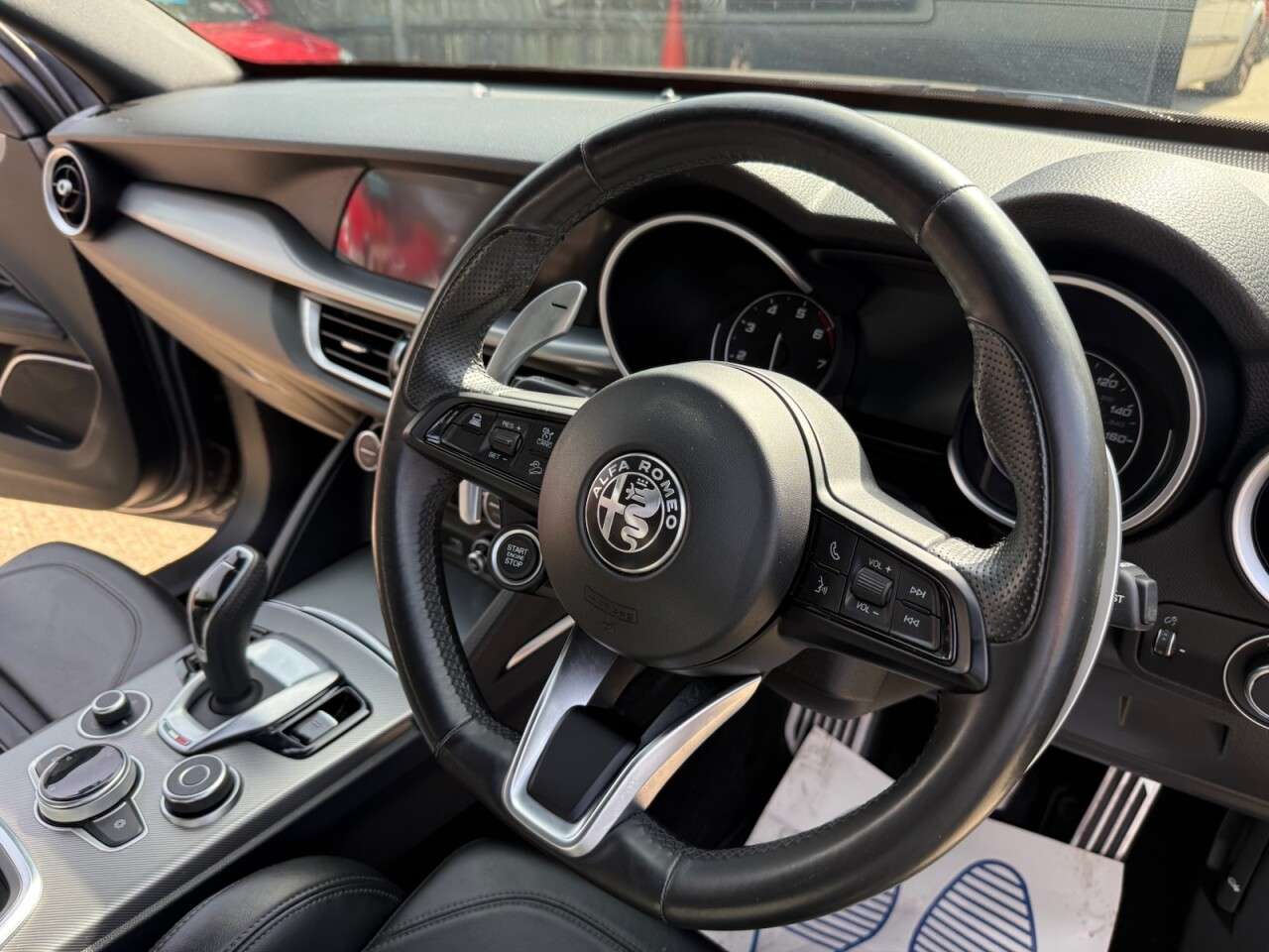 2022 ALFA ROMEO STELVIO 2022 ALFA ROMEO STELVIO