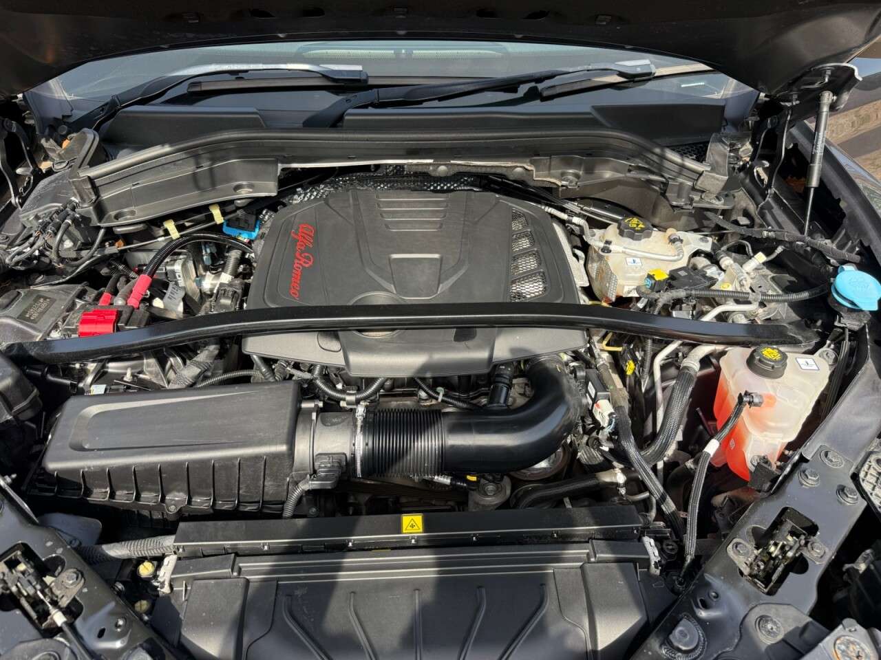 2022 ALFA ROMEO STELVIO 2022 ALFA ROMEO STELVIO