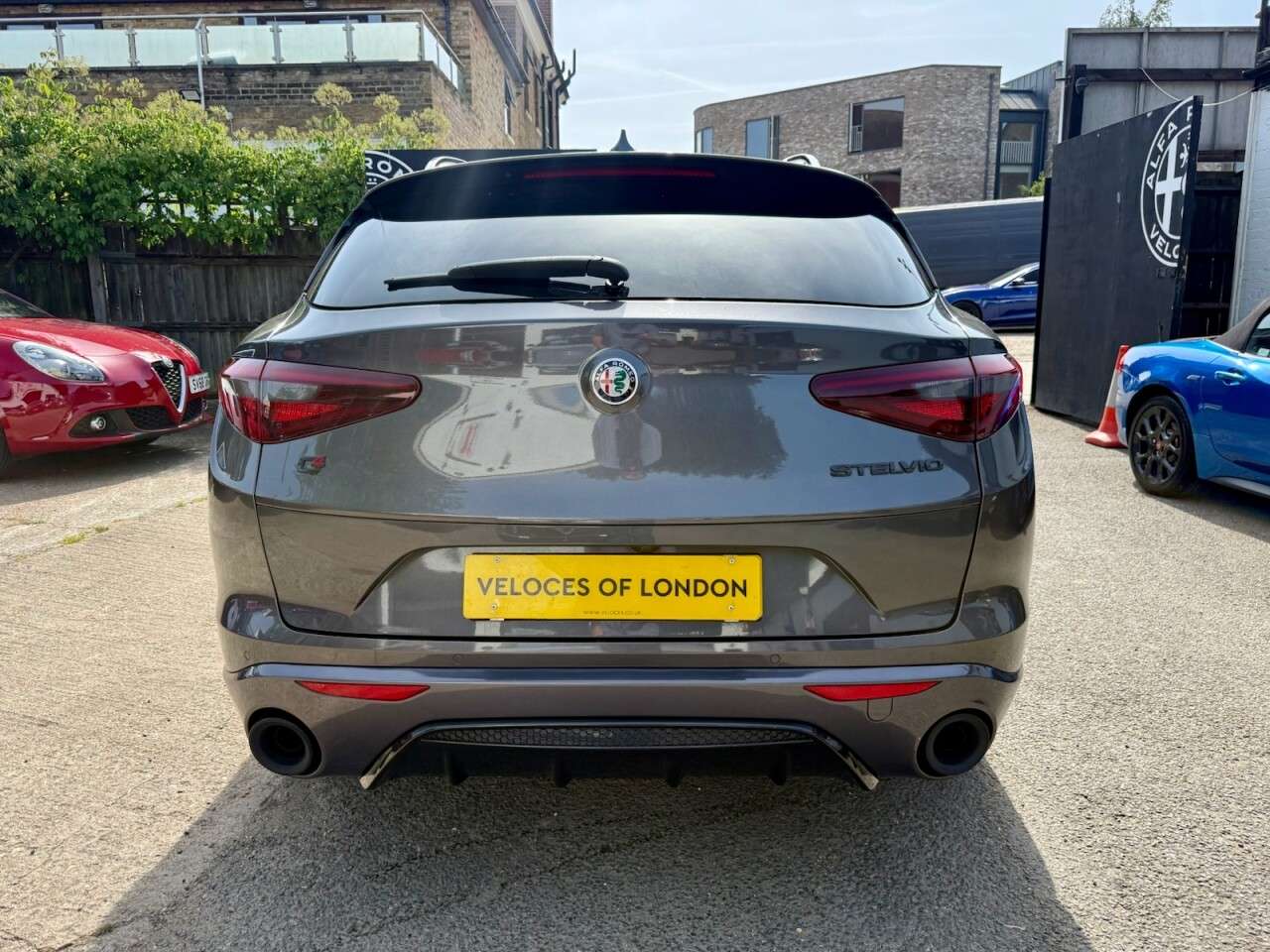2022 ALFA ROMEO STELVIO 2022 ALFA ROMEO STELVIO