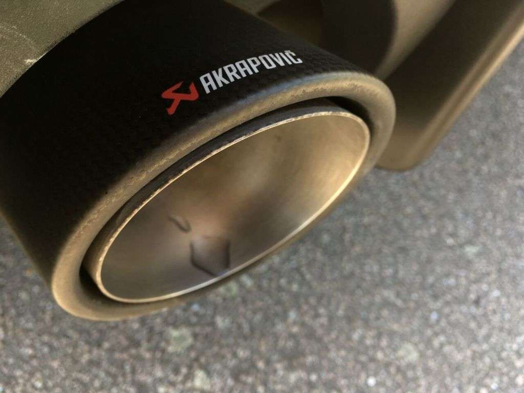 2018 ABARTH 695 2018 ABARTH 695