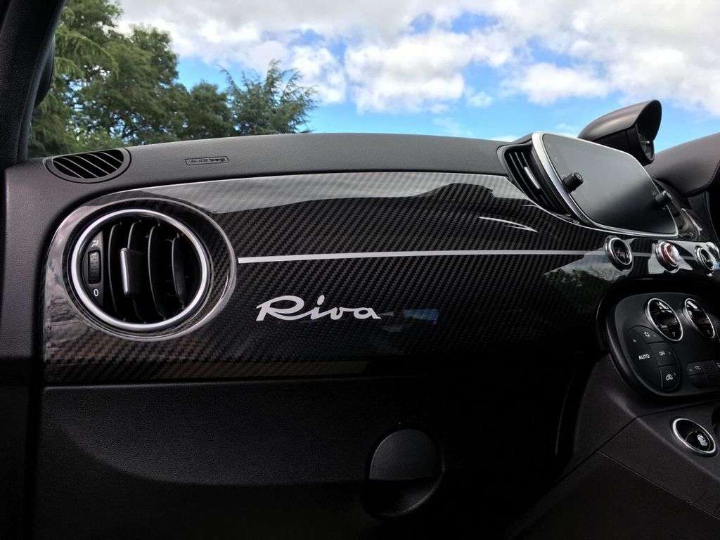 2018 ABARTH 695 2018 ABARTH 695