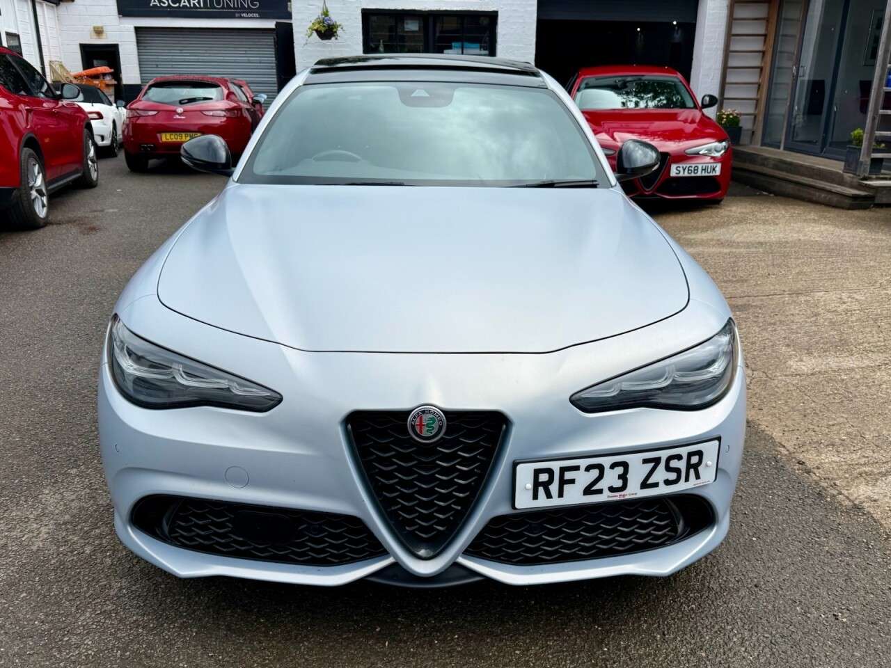 A 2023 ALFA ROMEO GIULIA 2.0T Competizione Saloon 4dr Petrol Auto Euro 6 (s/s) (280 ps) COST NEW £57 A 2023 ALFA ROMEO GIULIA 2.0T Competizione Saloon 4dr Petrol Auto Euro 6 (s/s) (280 ps) COST NEW £57