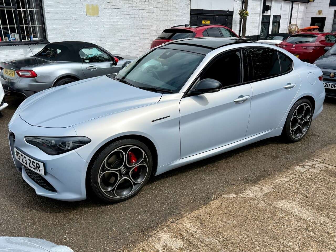 A 2023 ALFA ROMEO GIULIA 2.0T Competizione Saloon 4dr Petrol Auto Euro 6 (s/s) (280 ps) COST NEW £57 A 2023 ALFA ROMEO GIULIA 2.0T Competizione Saloon 4dr Petrol Auto Euro 6 (s/s) (280 ps) COST NEW £57