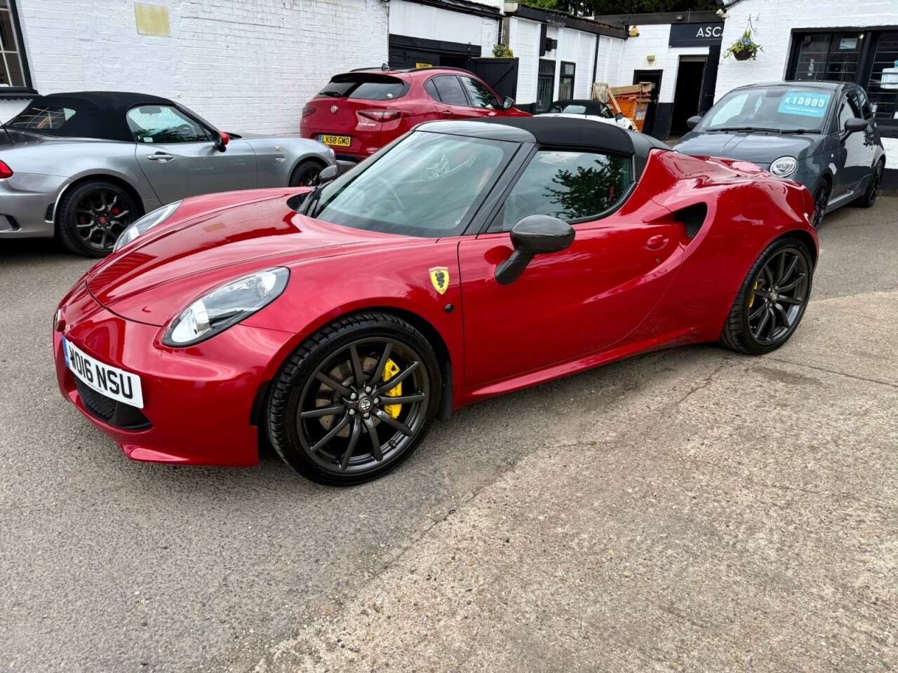 2016 ALFA ROMEO 4C 2016 ALFA ROMEO 4C
