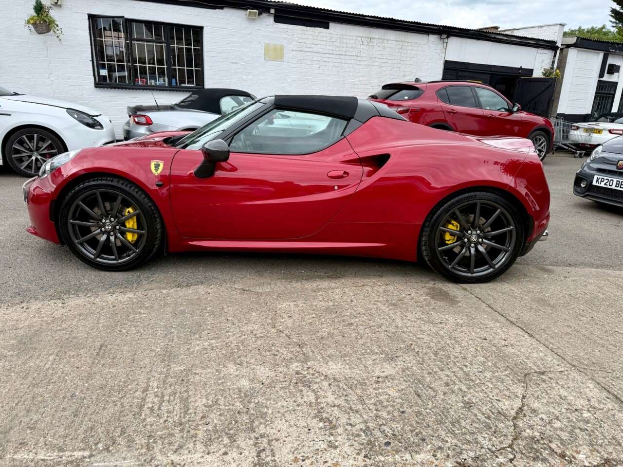 2016 ALFA ROMEO 4C 2016 ALFA ROMEO 4C