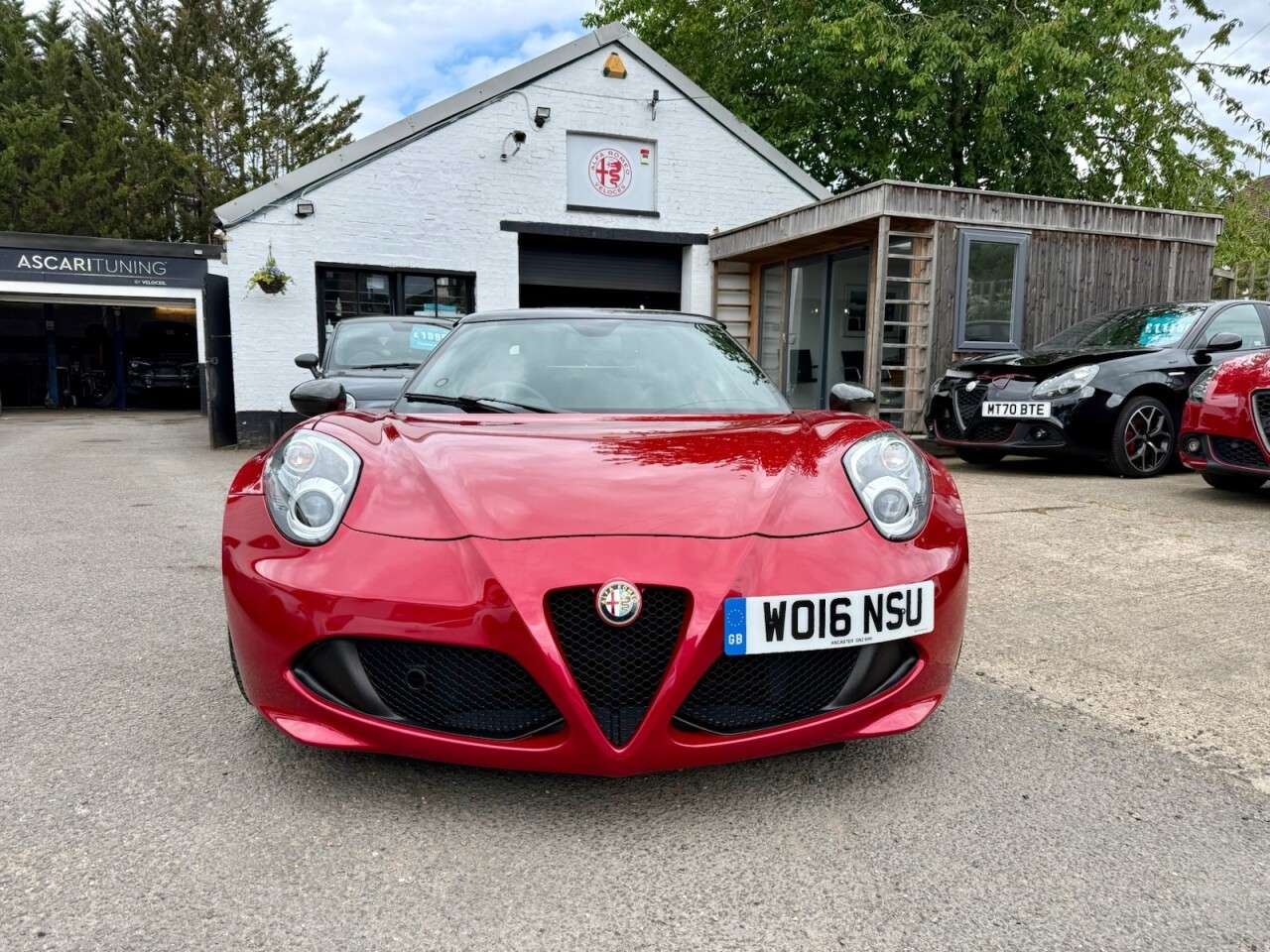 2016 ALFA ROMEO 4C 2016 ALFA ROMEO 4C