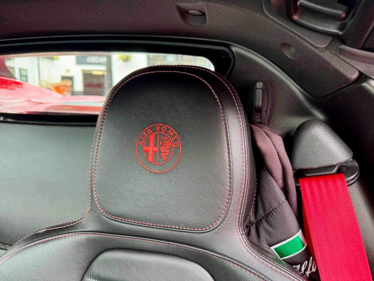 2016 ALFA ROMEO 4C 2016 ALFA ROMEO 4C