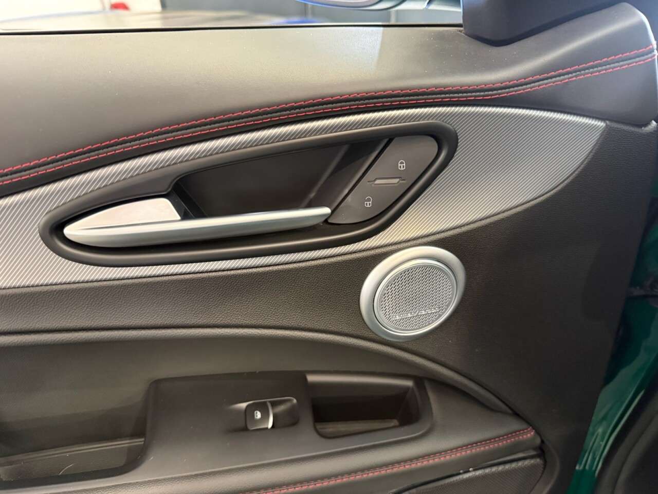 2024 ALFA ROMEO STELVIO 2024 ALFA ROMEO STELVIO
