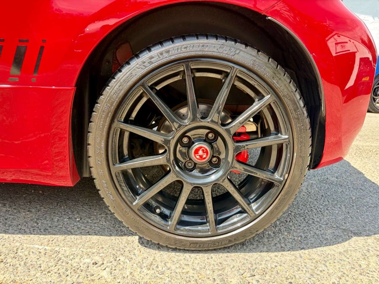 2022 ABARTH 595 2022 ABARTH 595