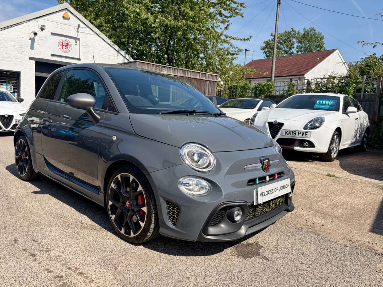 2018 ABARTH 595 2018 ABARTH 595