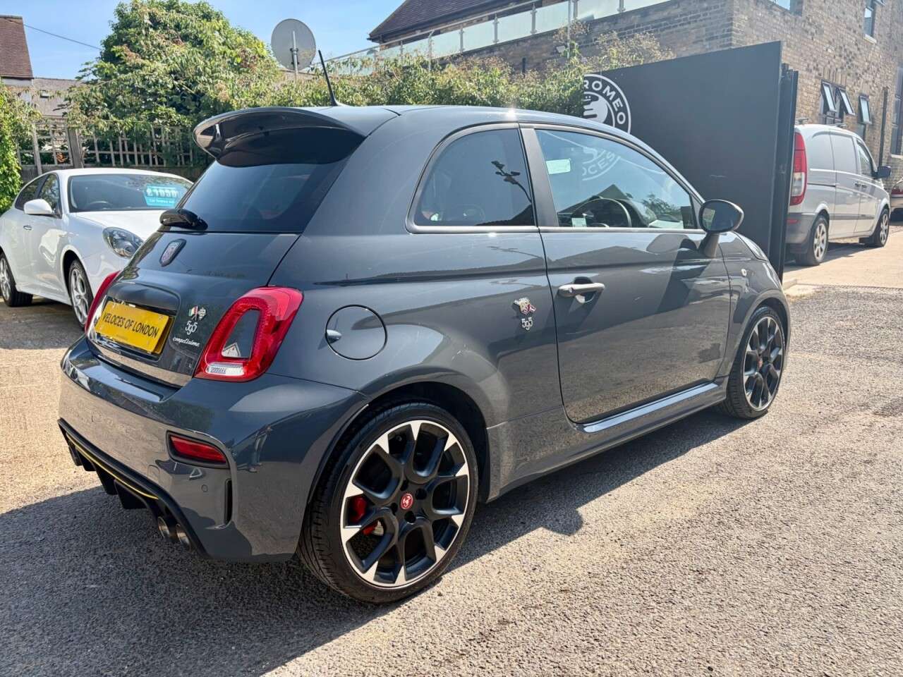 2018 ABARTH 595 2018 ABARTH 595