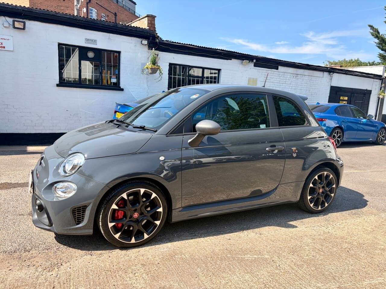 2018 ABARTH 595 2018 ABARTH 595