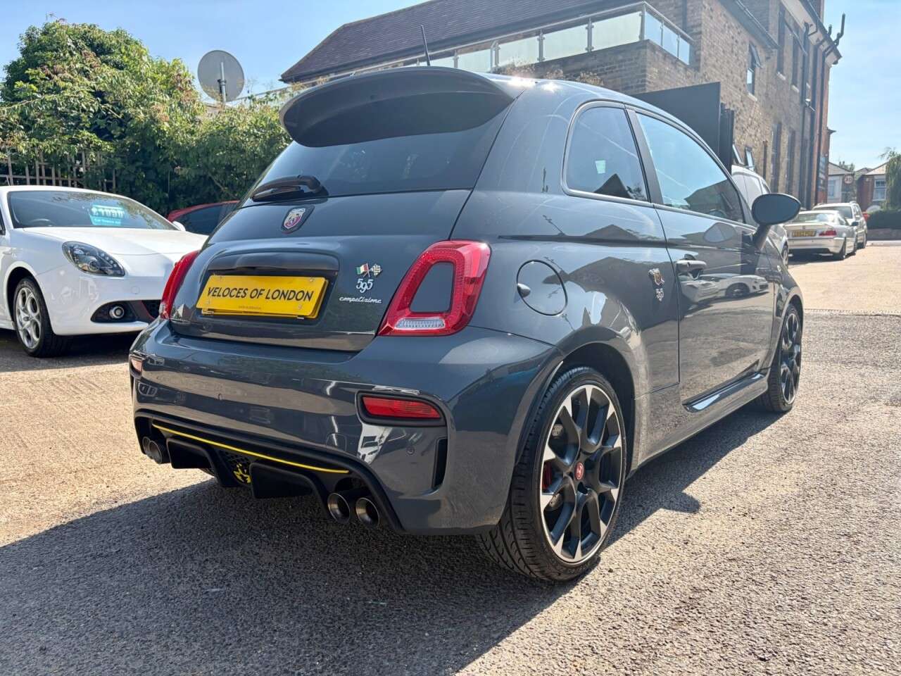 2018 ABARTH 595 2018 ABARTH 595