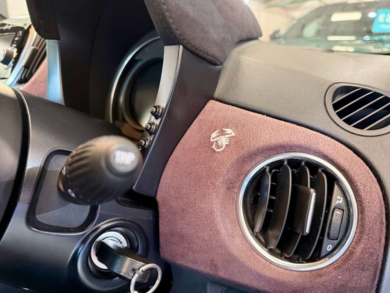 2018 ABARTH 595 2018 ABARTH 595
