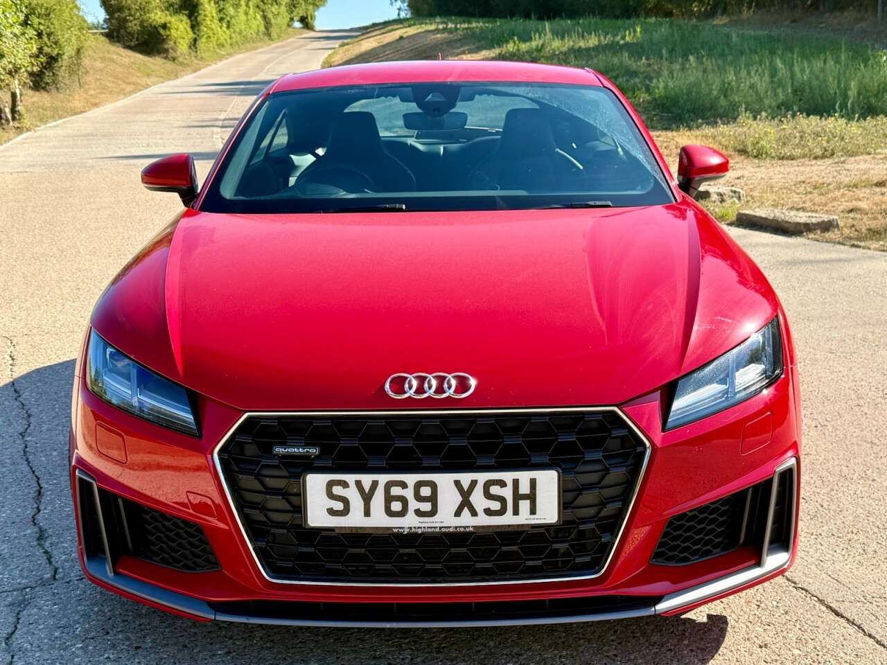 A 2019 AUDI TT 2.0 TFSI 45 Black Edition Coupe 3dr Petrol S Tronic quattro Euro 6 (s/s) (2 A 2019 AUDI TT 2.0 TFSI 45 Black Edition Coupe 3dr Petrol S Tronic quattro Euro 6 (s/s) (2