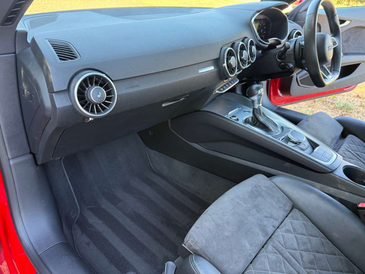 2019 AUDI TT 2019 AUDI TT