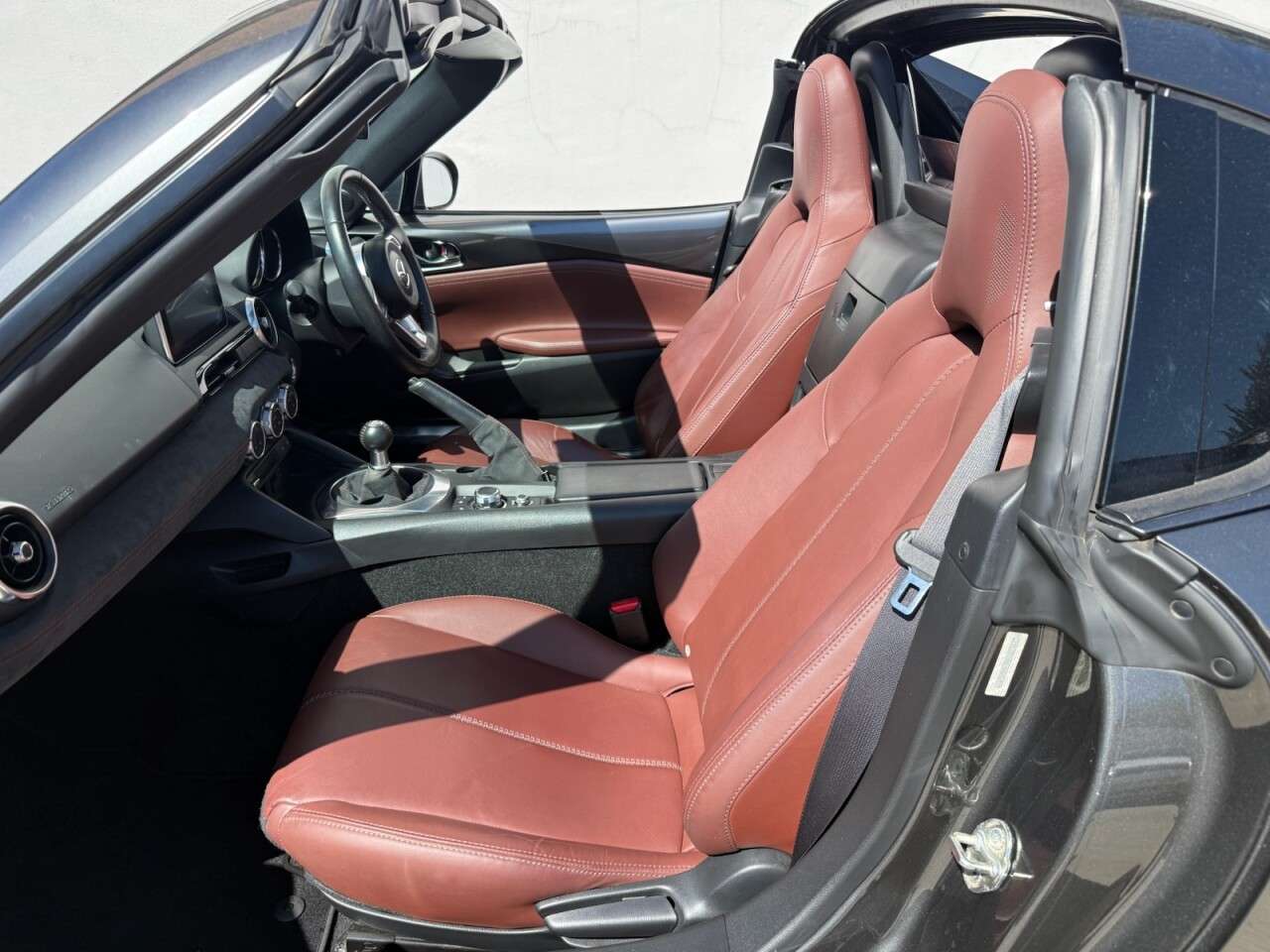 2017 MAZDA MX-5 RF 2017 MAZDA MX-5 RF