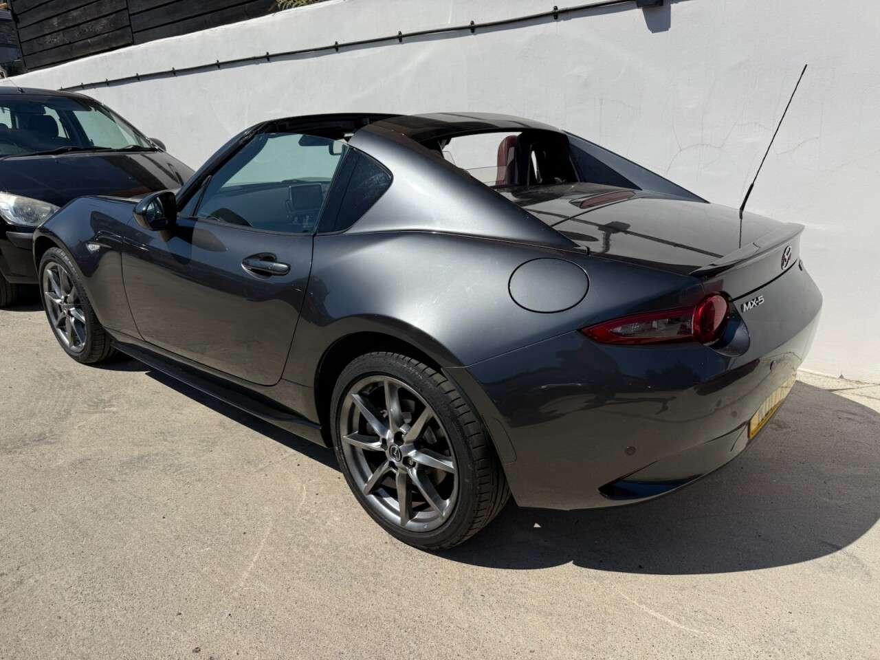 2017 MAZDA MX-5 RF 2017 MAZDA MX-5 RF