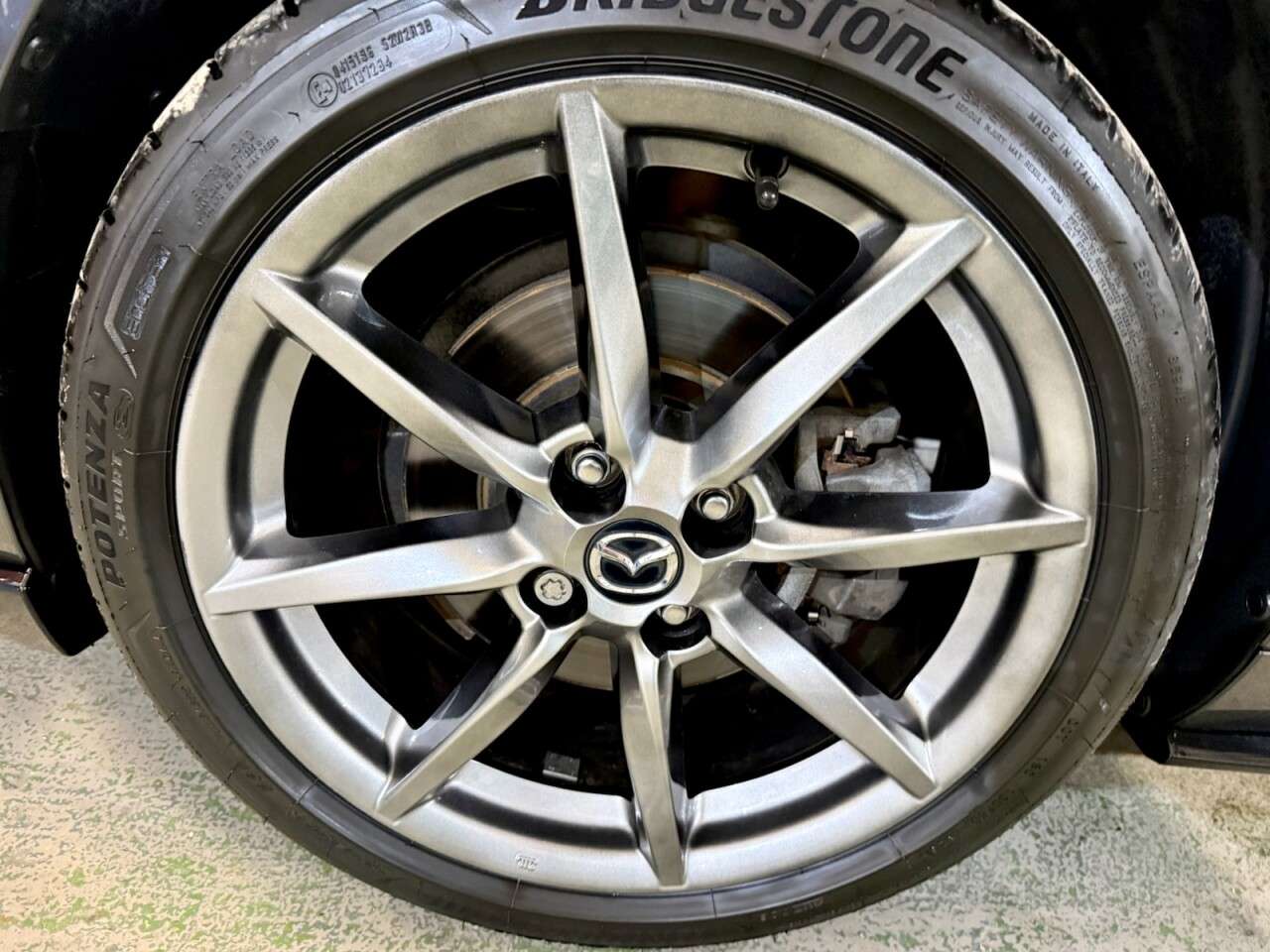 2017 MAZDA MX-5 RF 2017 MAZDA MX-5 RF