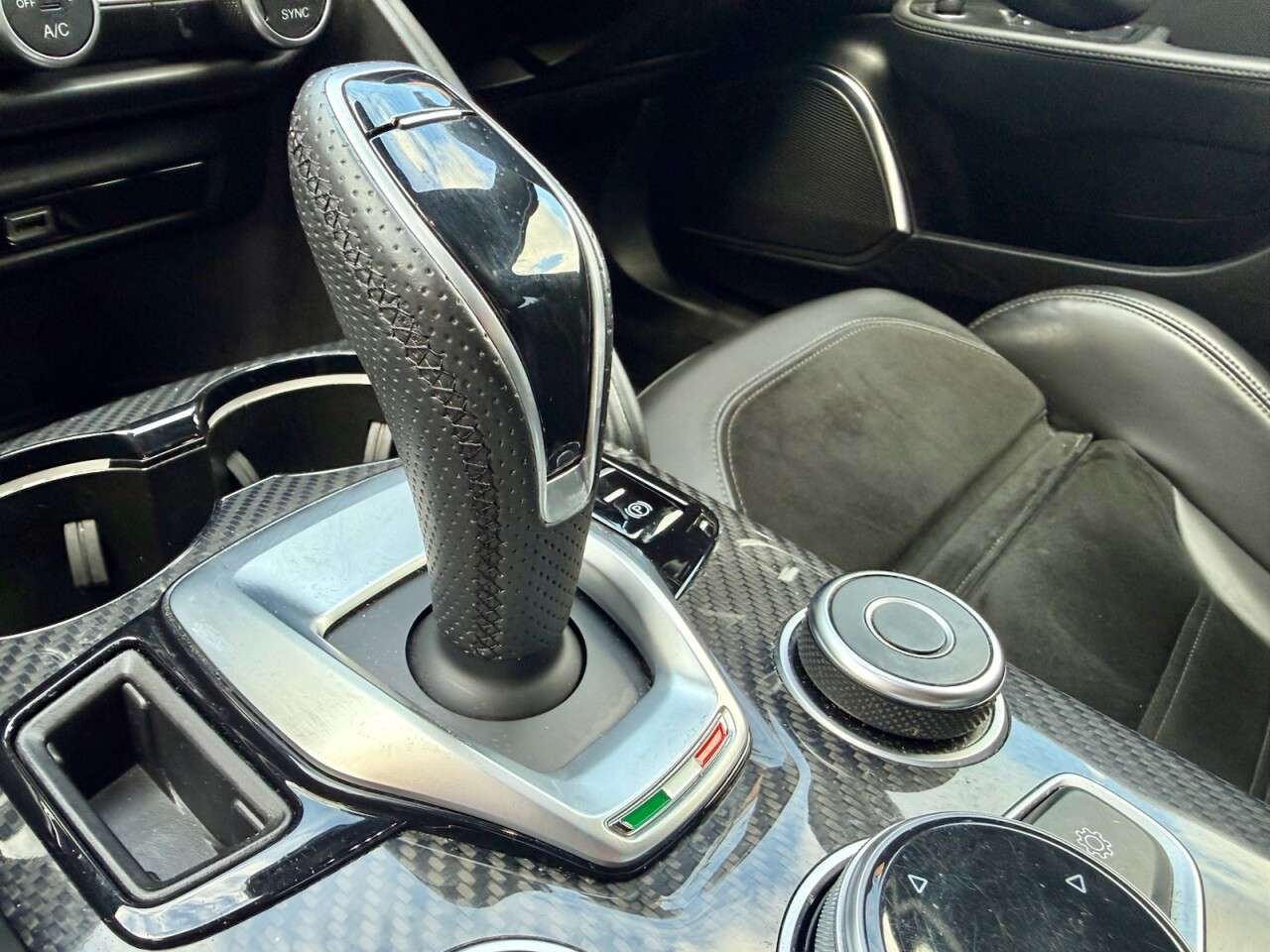 2022 ALFA ROMEO GIULIA 2022 ALFA ROMEO GIULIA