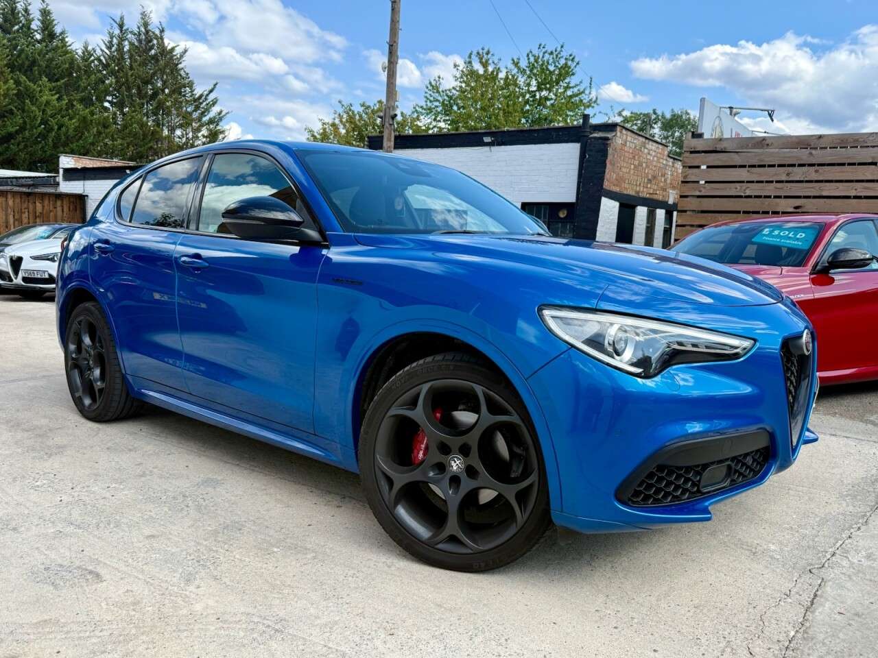 A 2022 ALFA ROMEO STELVIO 2.0T Veloce SUV 5dr Petrol Auto Q4 AWD Euro 6 (s/s) (280 ps) ..JUST SERVICE A 2022 ALFA ROMEO STELVIO 2.0T Veloce SUV 5dr Petrol Auto Q4 AWD Euro 6 (s/s) (280 ps) ..JUST SERVICE