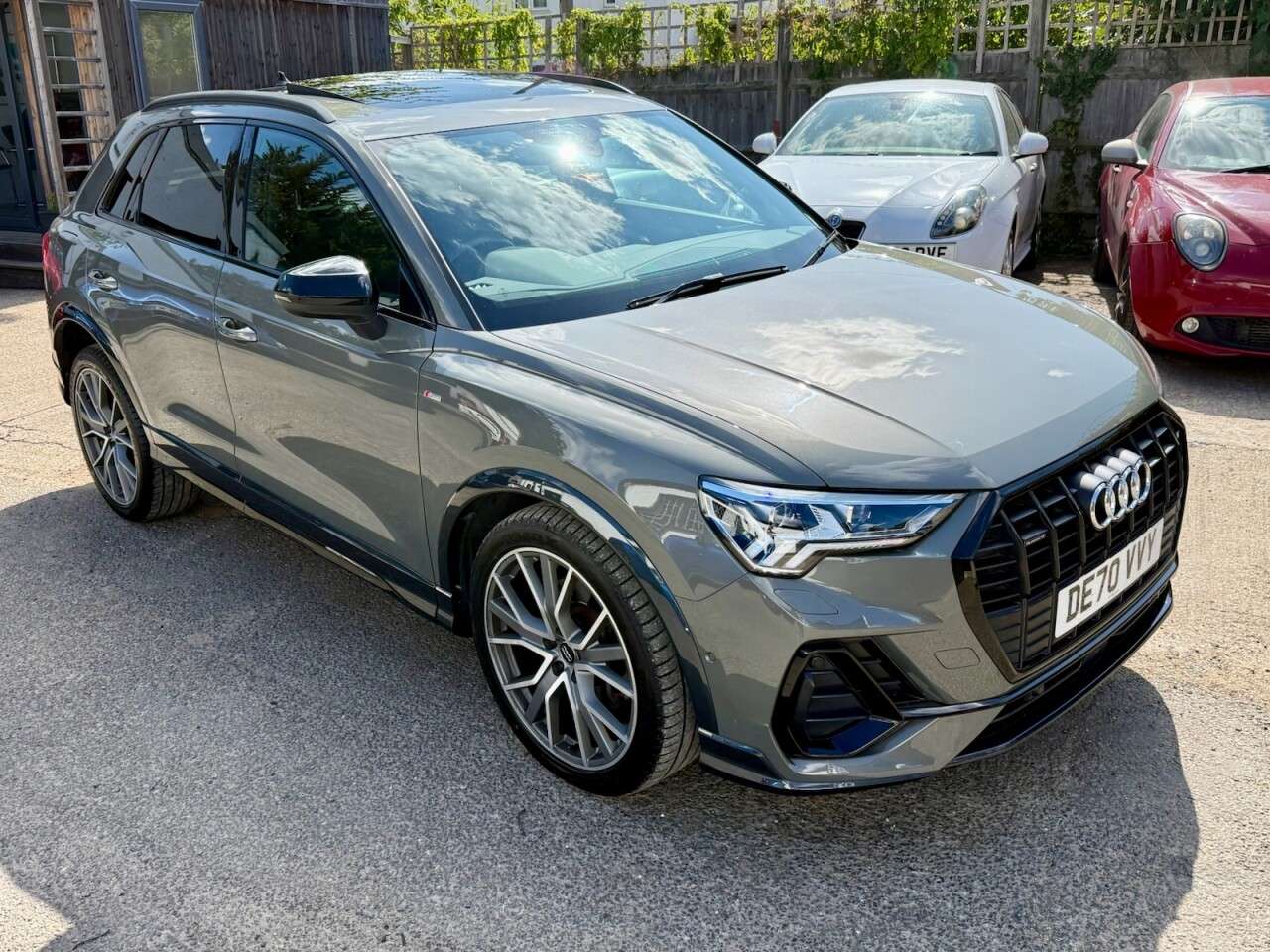 A 2020 AUDI Q3 2.0 TFSI 45 Vorsprung SUV 5dr Petrol S Tronic quattro Euro 6 (s/s) (230 ps) A 2020 AUDI Q3 2.0 TFSI 45 Vorsprung SUV 5dr Petrol S Tronic quattro Euro 6 (s/s) (230 ps)