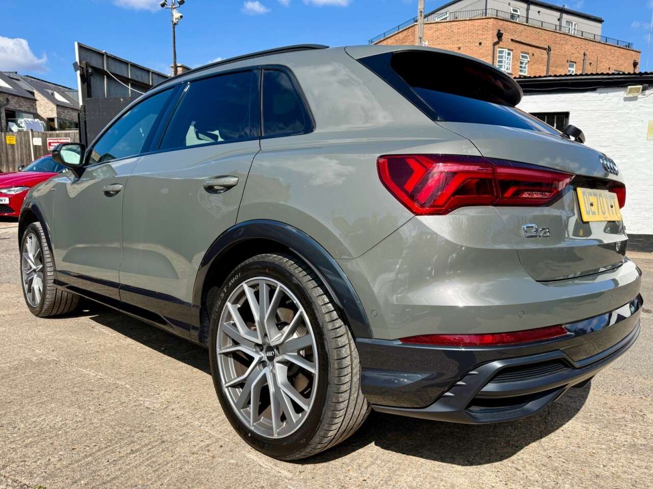 2020 AUDI Q3 2020 AUDI Q3
