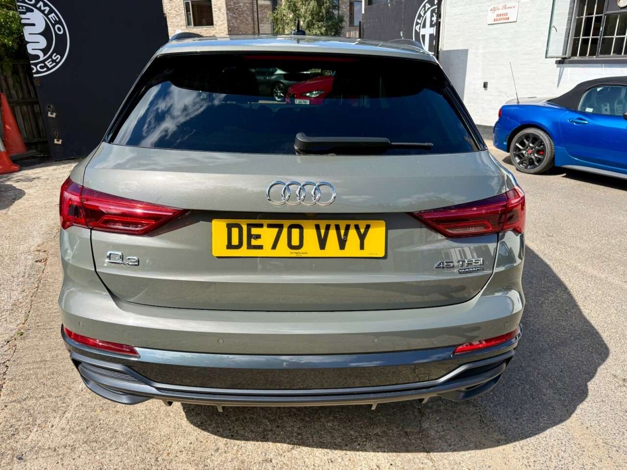 2020 AUDI Q3 2020 AUDI Q3