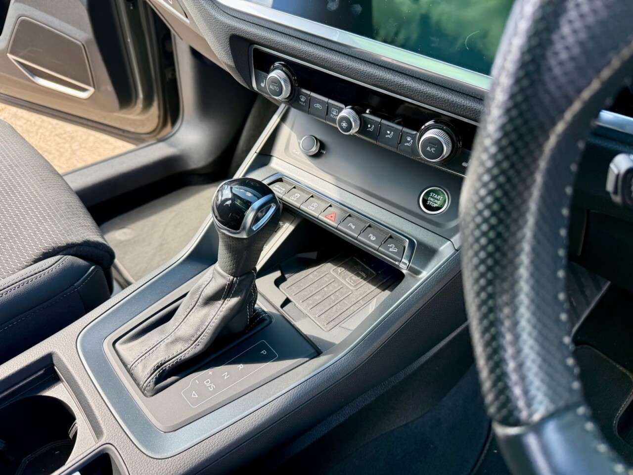 2020 AUDI Q3 2020 AUDI Q3