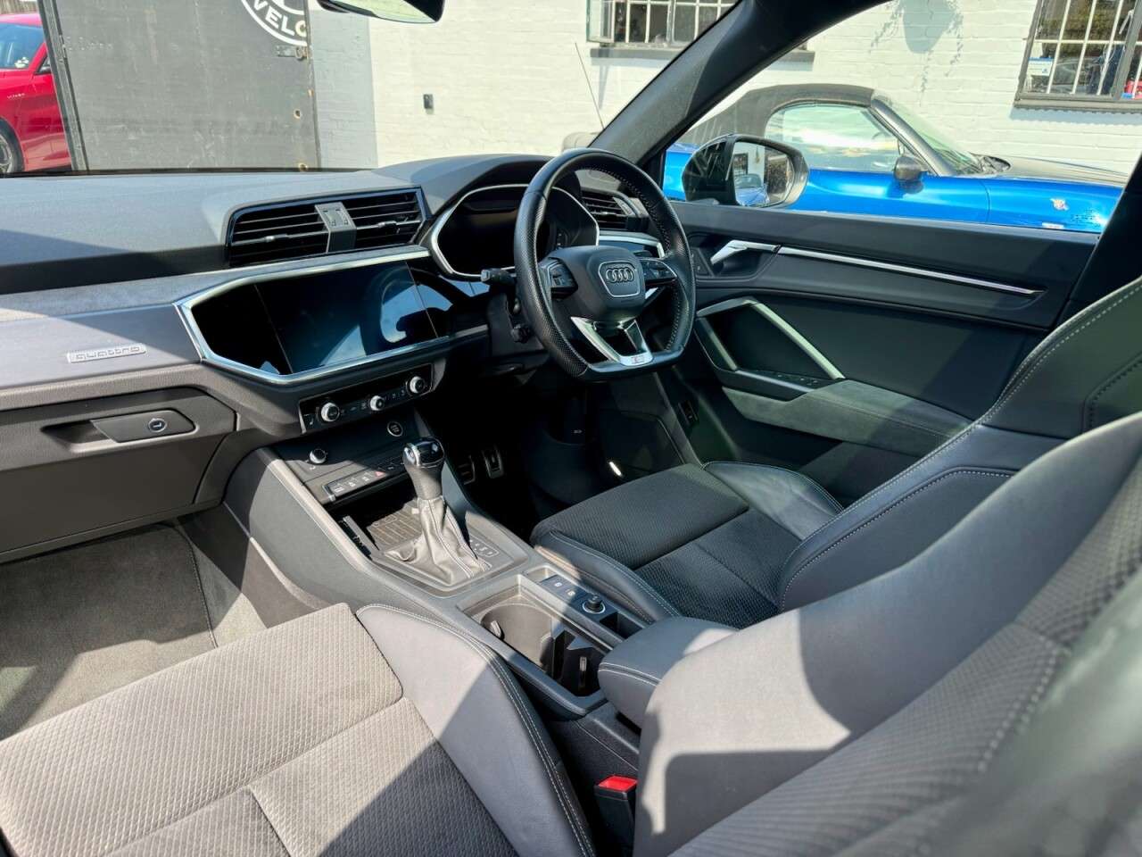 2020 AUDI Q3 2020 AUDI Q3