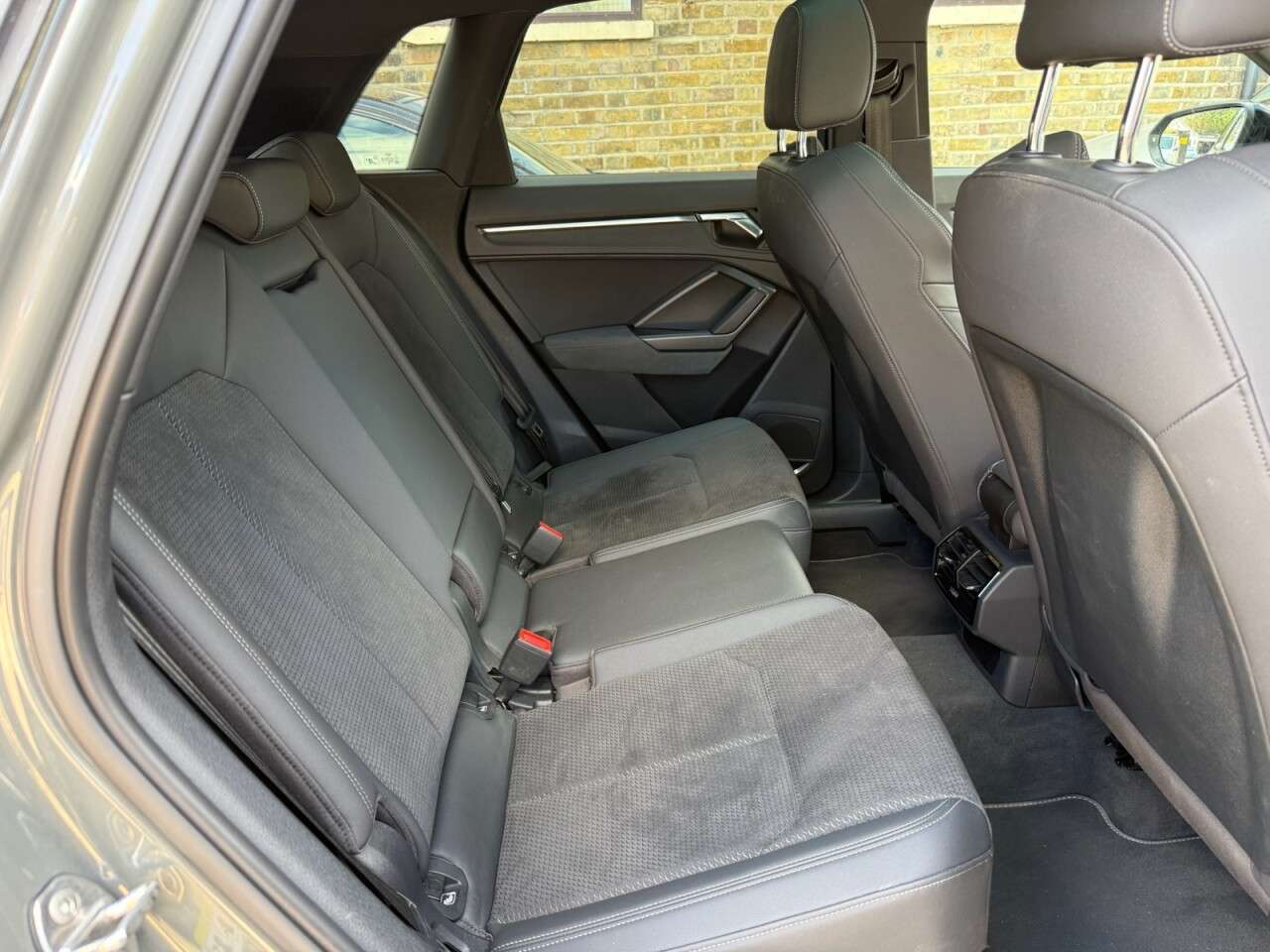 2020 AUDI Q3 2020 AUDI Q3