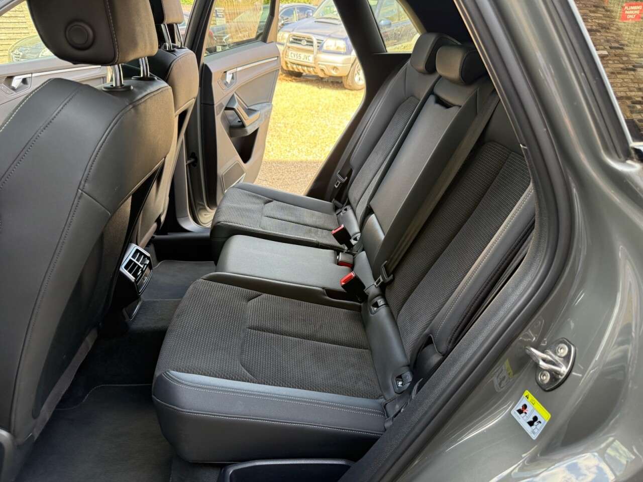 2020 AUDI Q3 2020 AUDI Q3