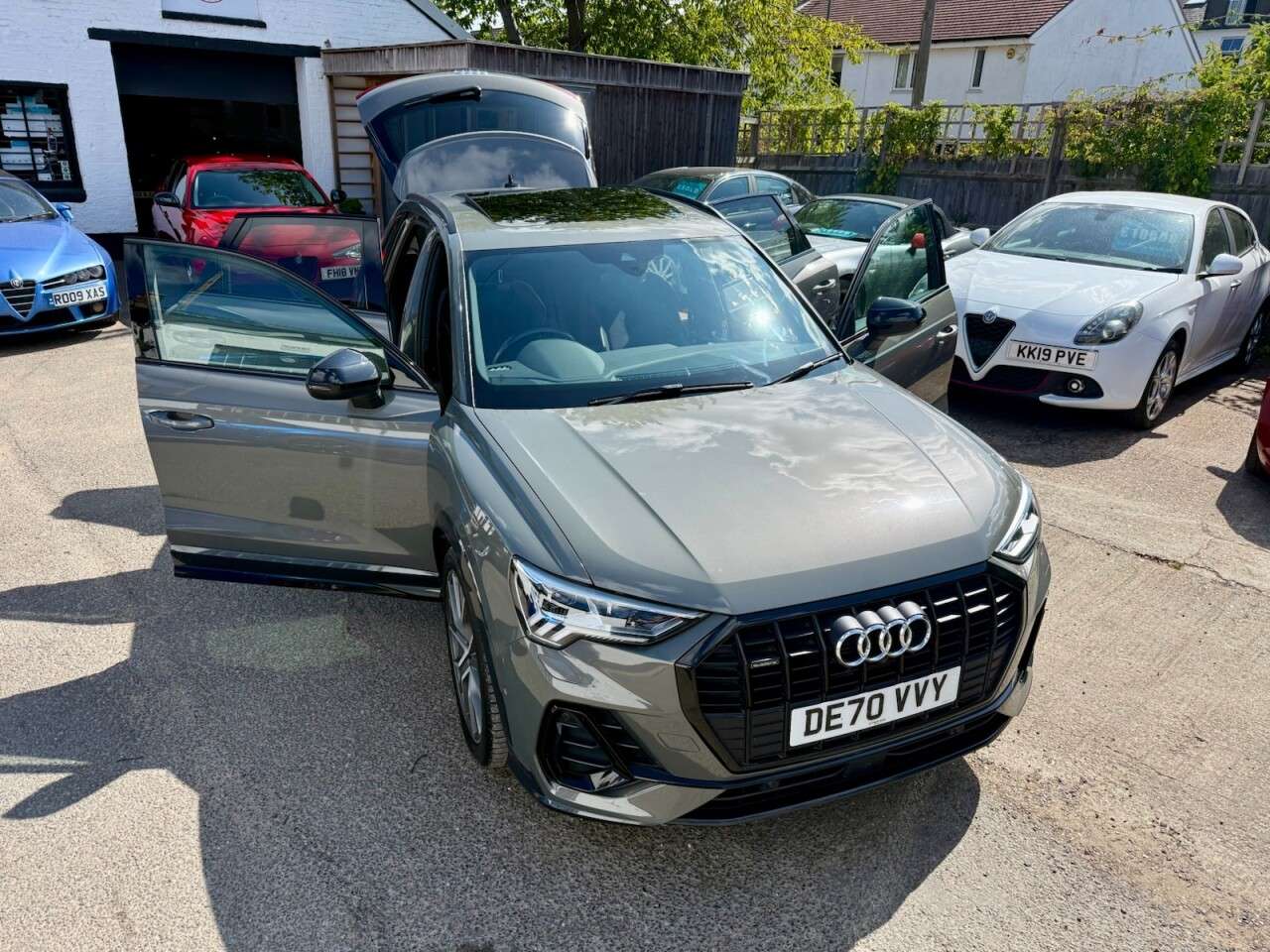 2020 AUDI Q3 2020 AUDI Q3